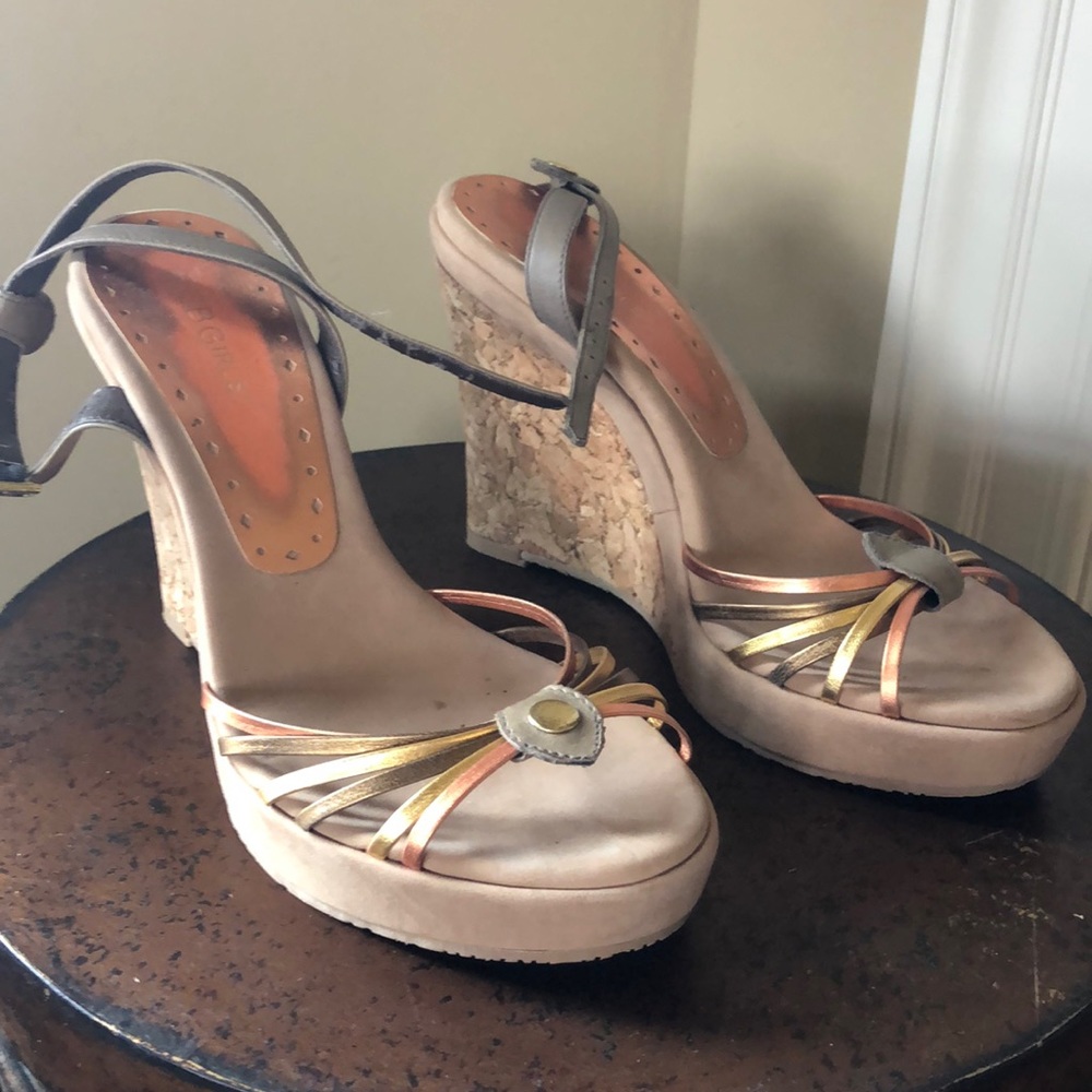 BCBG wedges